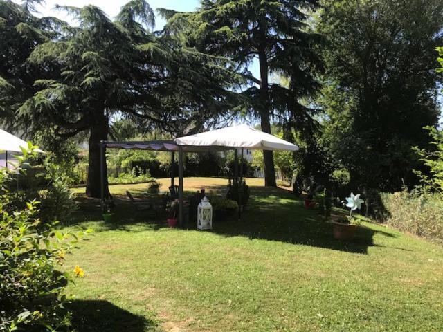 Clos Du Bourg Bed & Breakfast Saint-Cyr-en-Val ภายนอก รูปภาพ